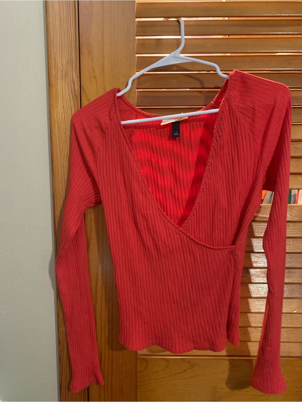 Universal Thread Ribbed Wrap V-Neck Tunic Top - Red - Picture 2 of 3